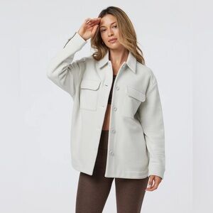 NEW Vuori Restore Shirt Jack in Salt